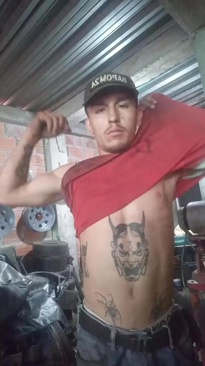 daven_hopperr on Cam4 