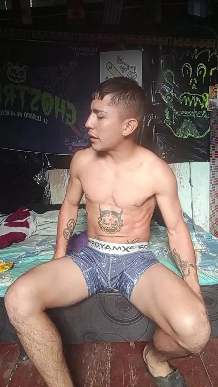 daven_hopperr on Cam4 