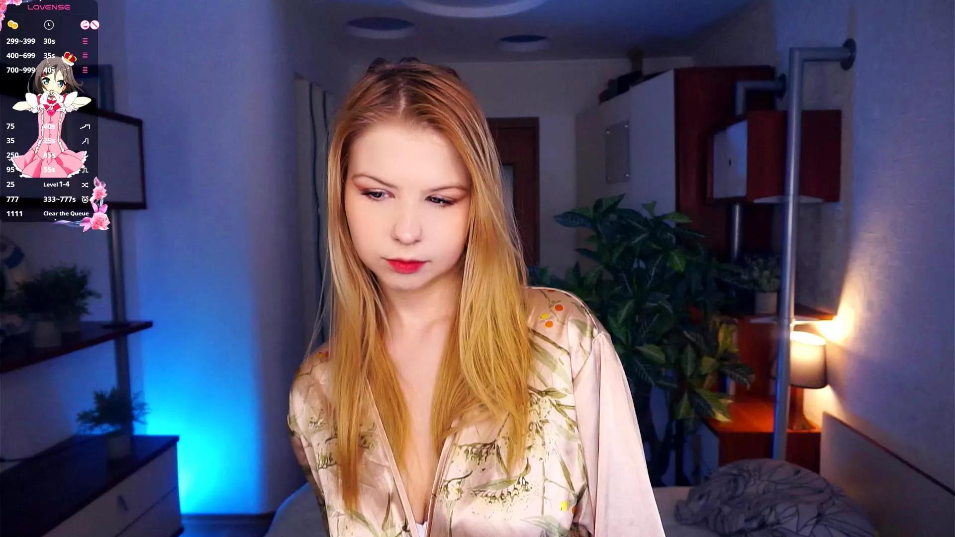 DawnBlatchley on Cam4 