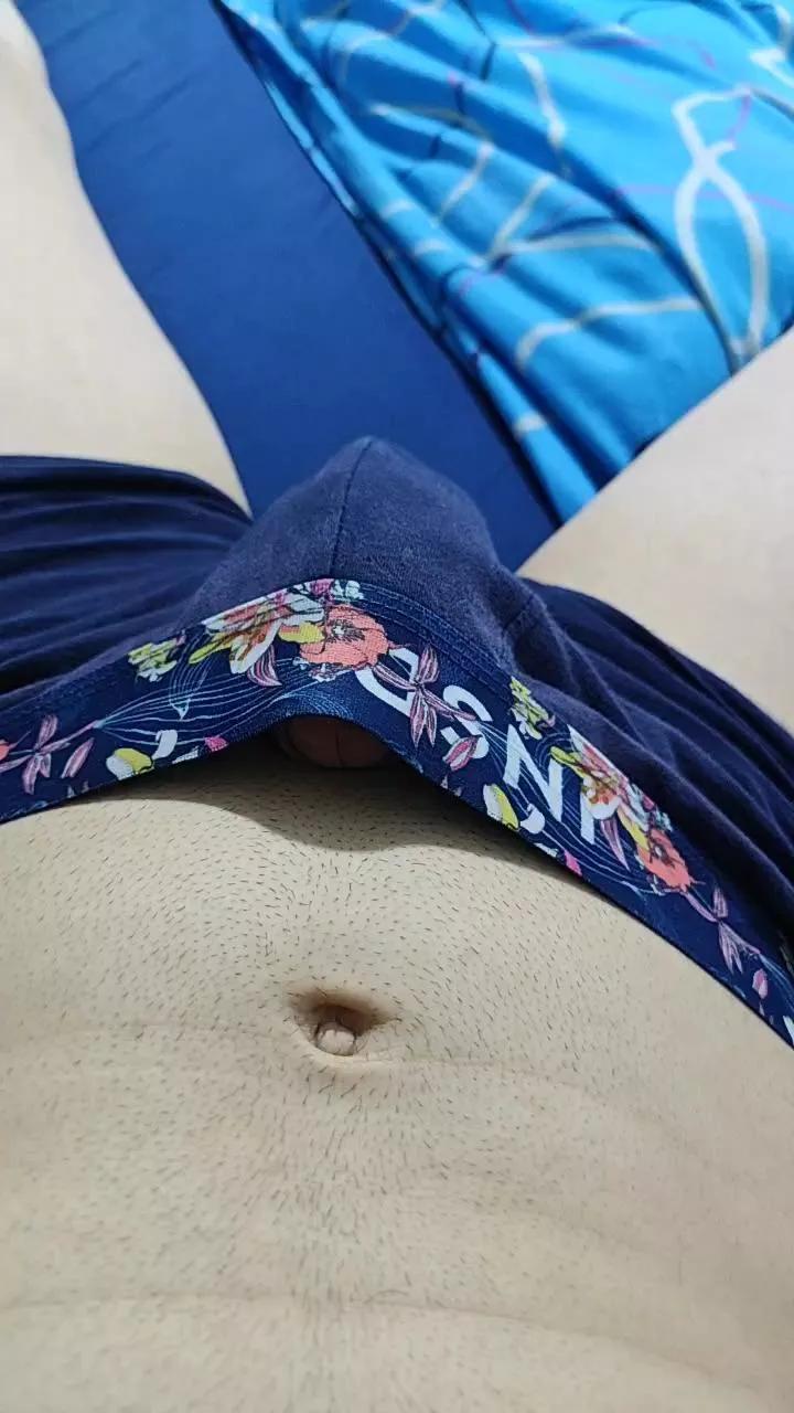 Diablillo98 on Cam4 