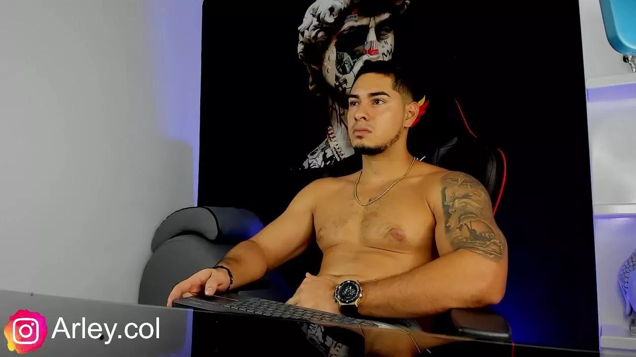 dimitri_coleman on Cam4 