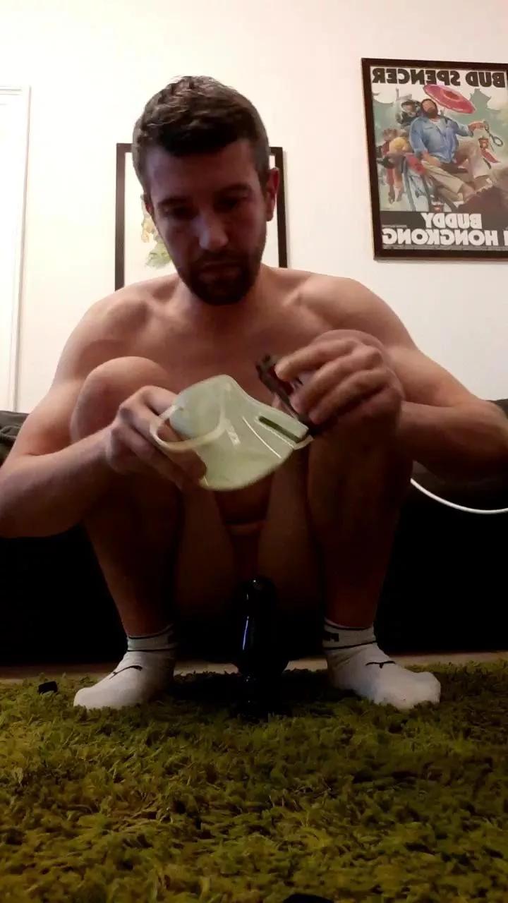 Dokjones86 on Cam4 