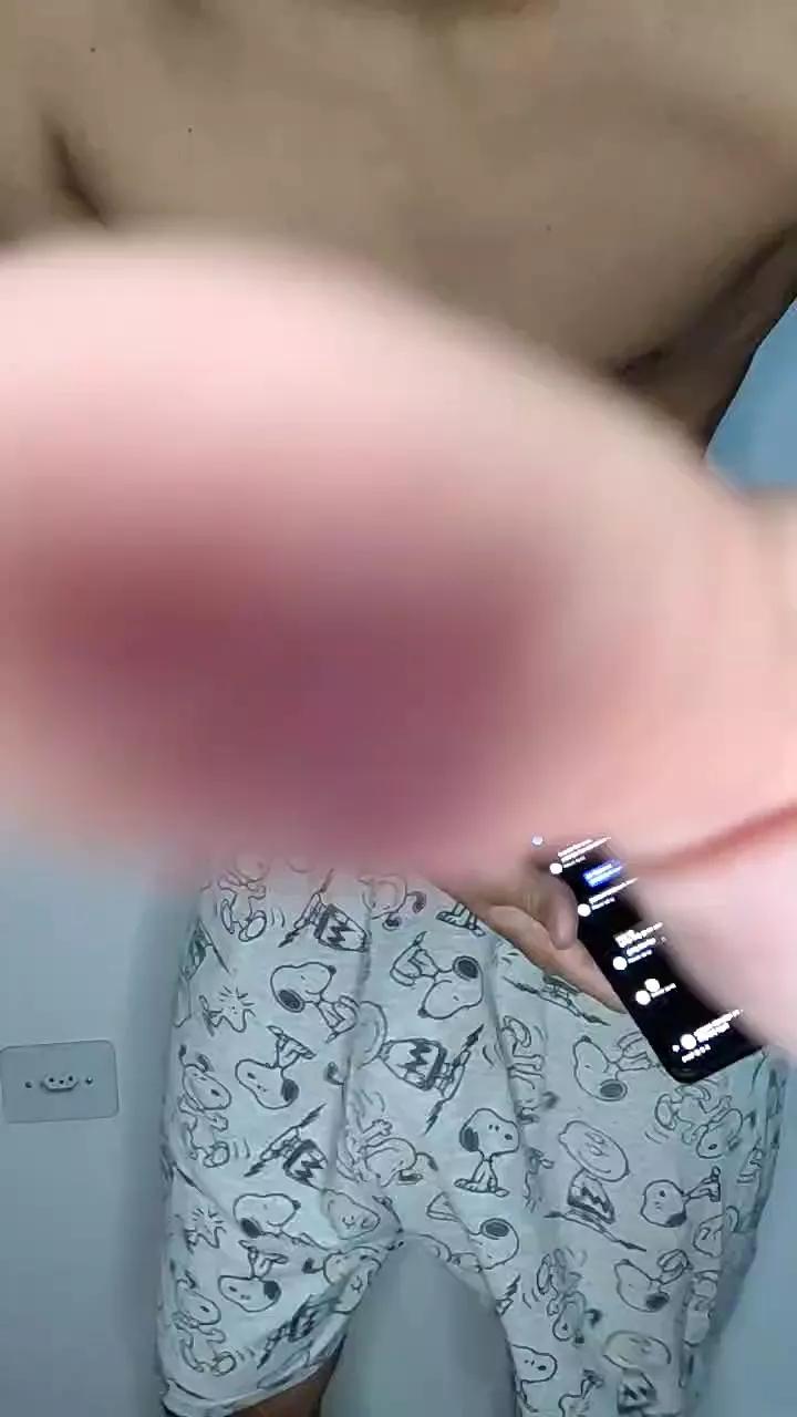 Erostsocaa on Cam4 
