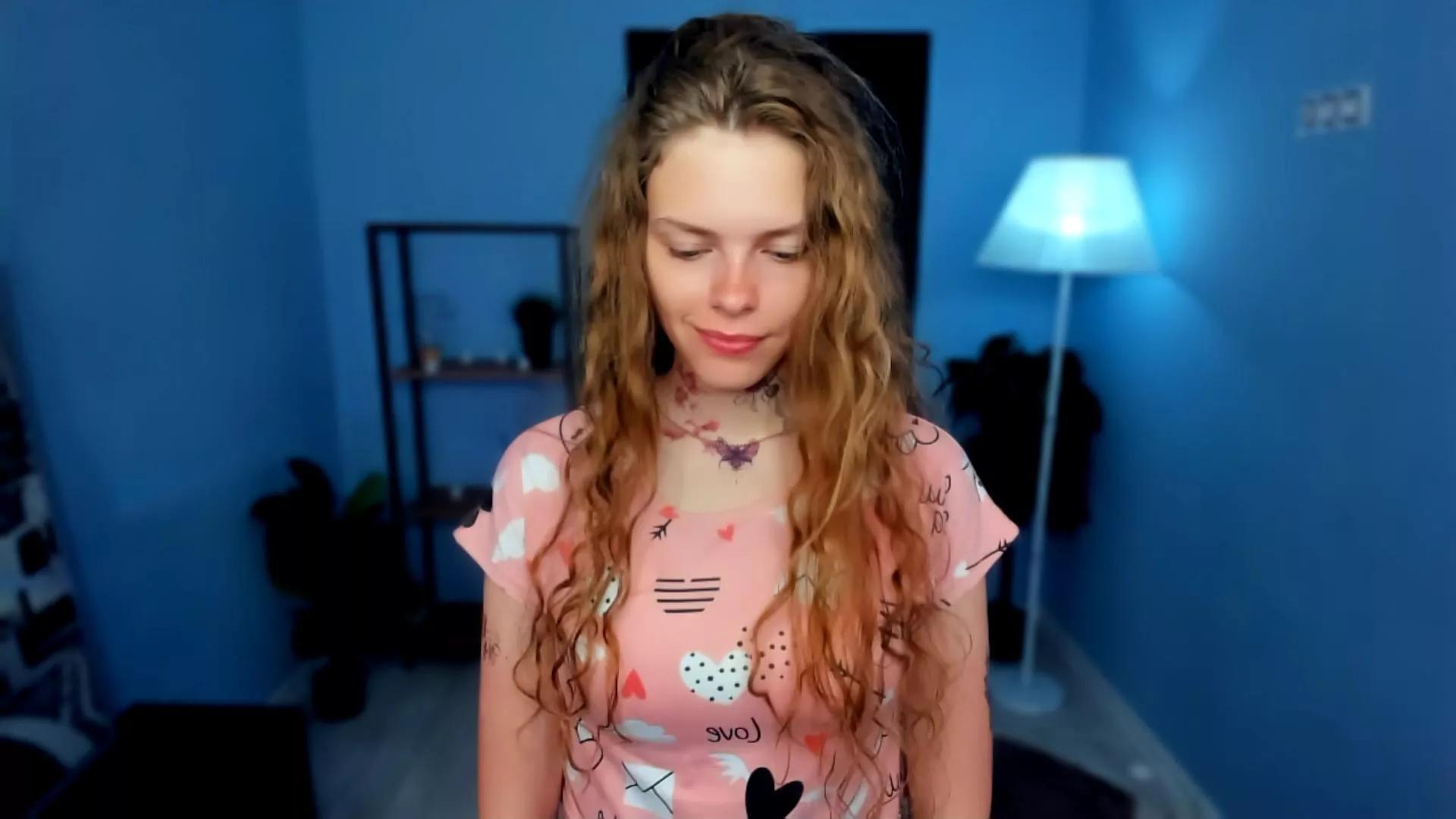 FalineCleverley on Cam4 