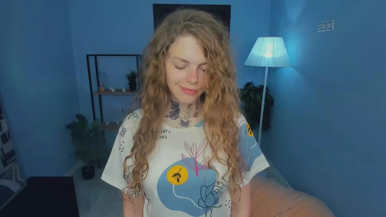 FalineCleverley on Cam4 