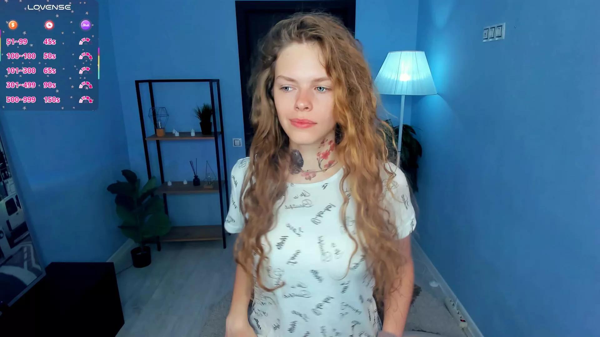 FalineCleverley on Cam4 