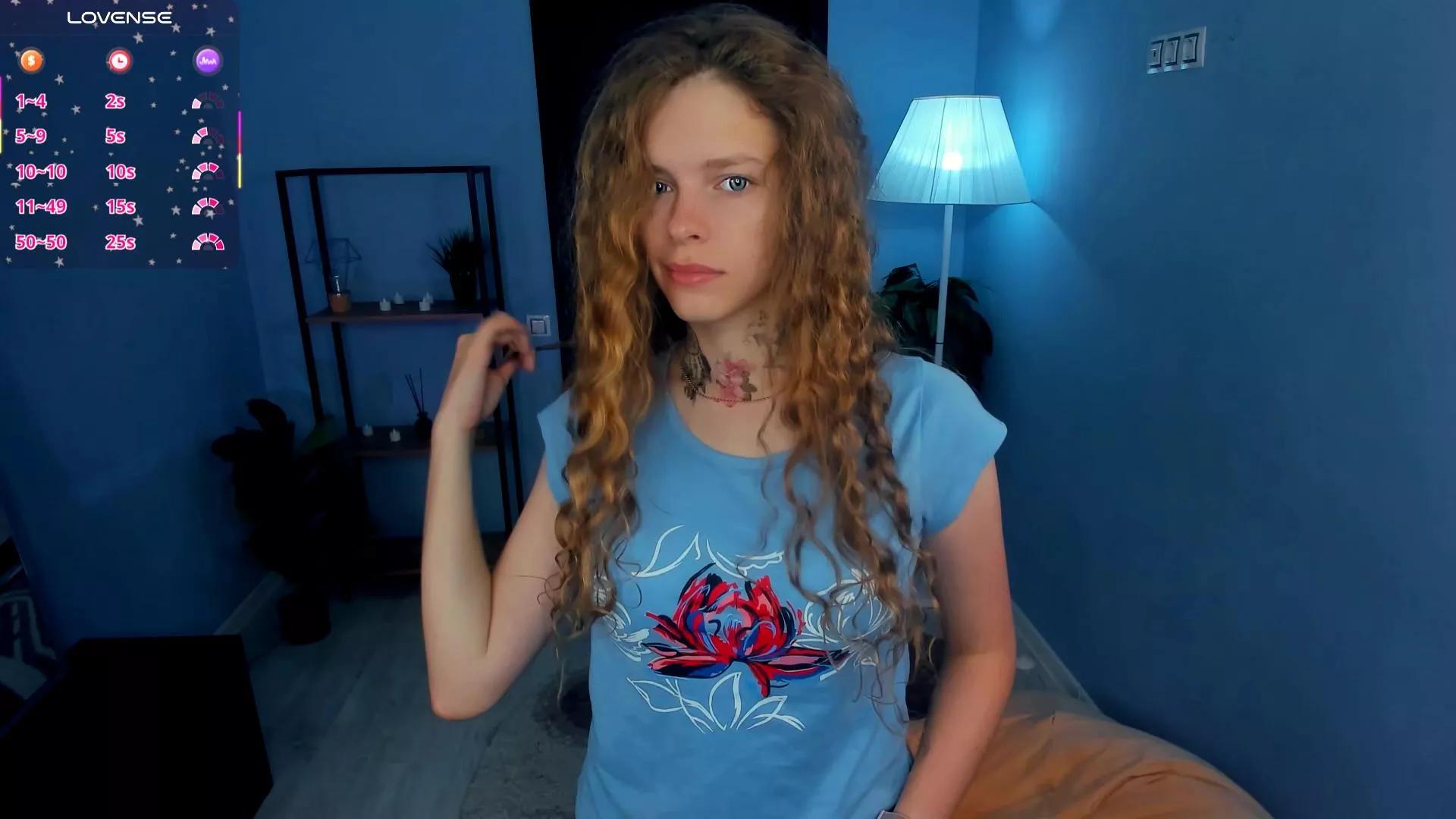 FalineCleverley on Cam4 