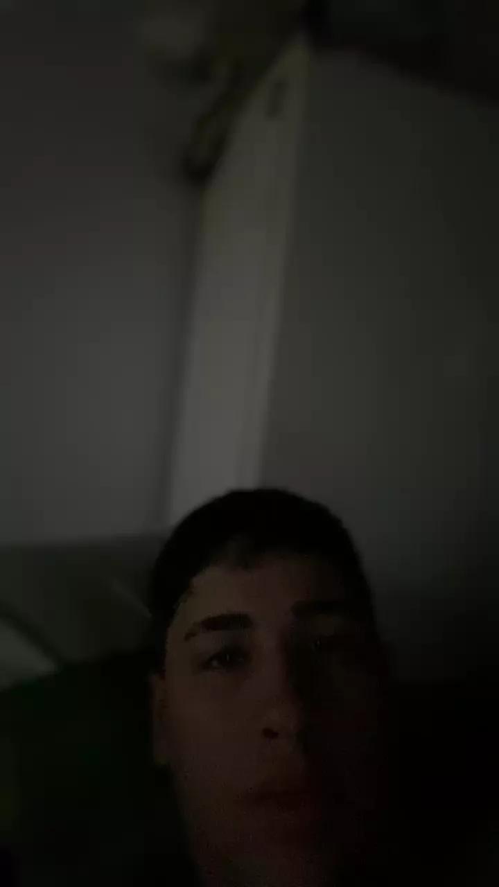 Fasolihard on Cam4 