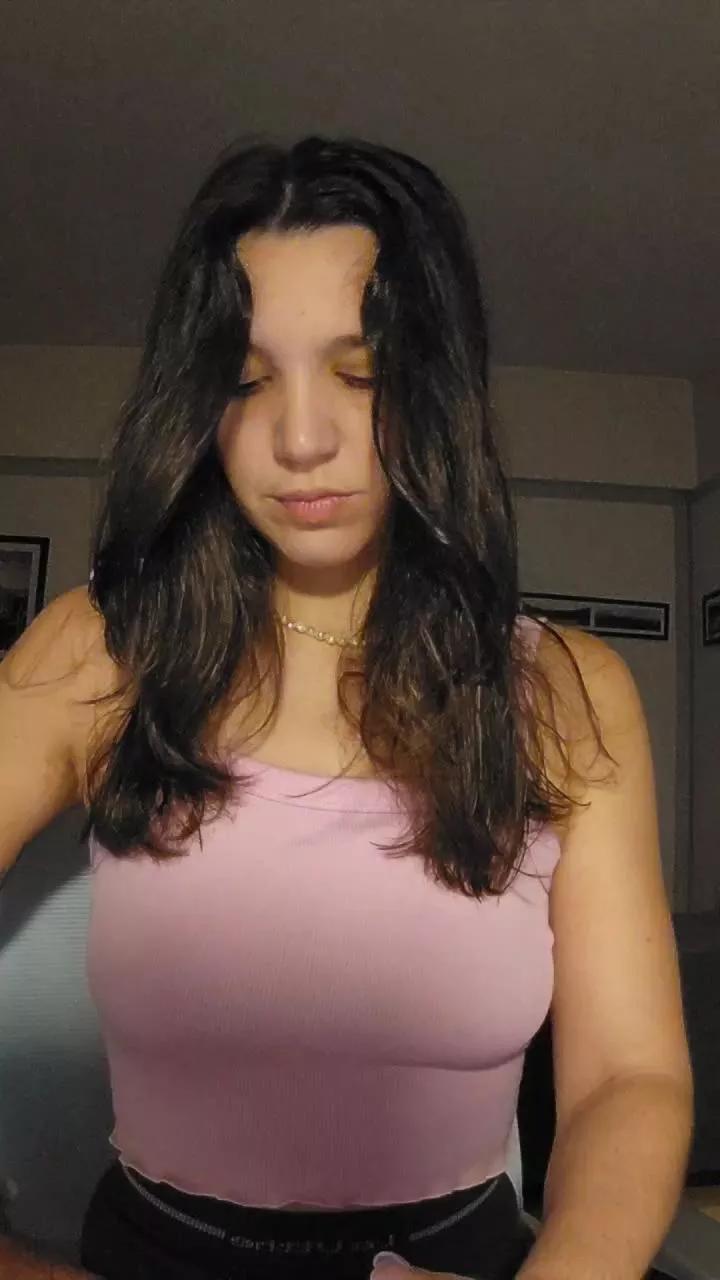 feliciabruna on Cam4 