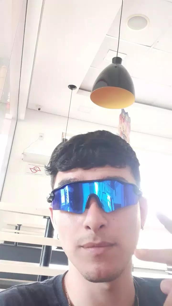 FelipinhoMartin on Cam4 