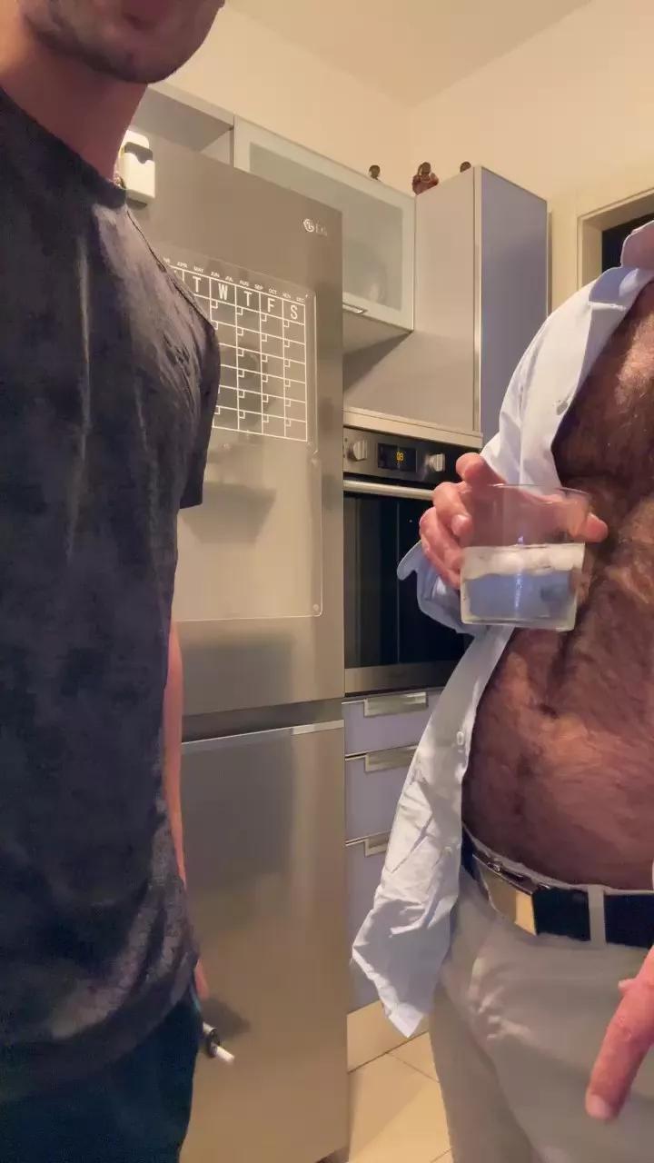 Filicontix on Cam4 