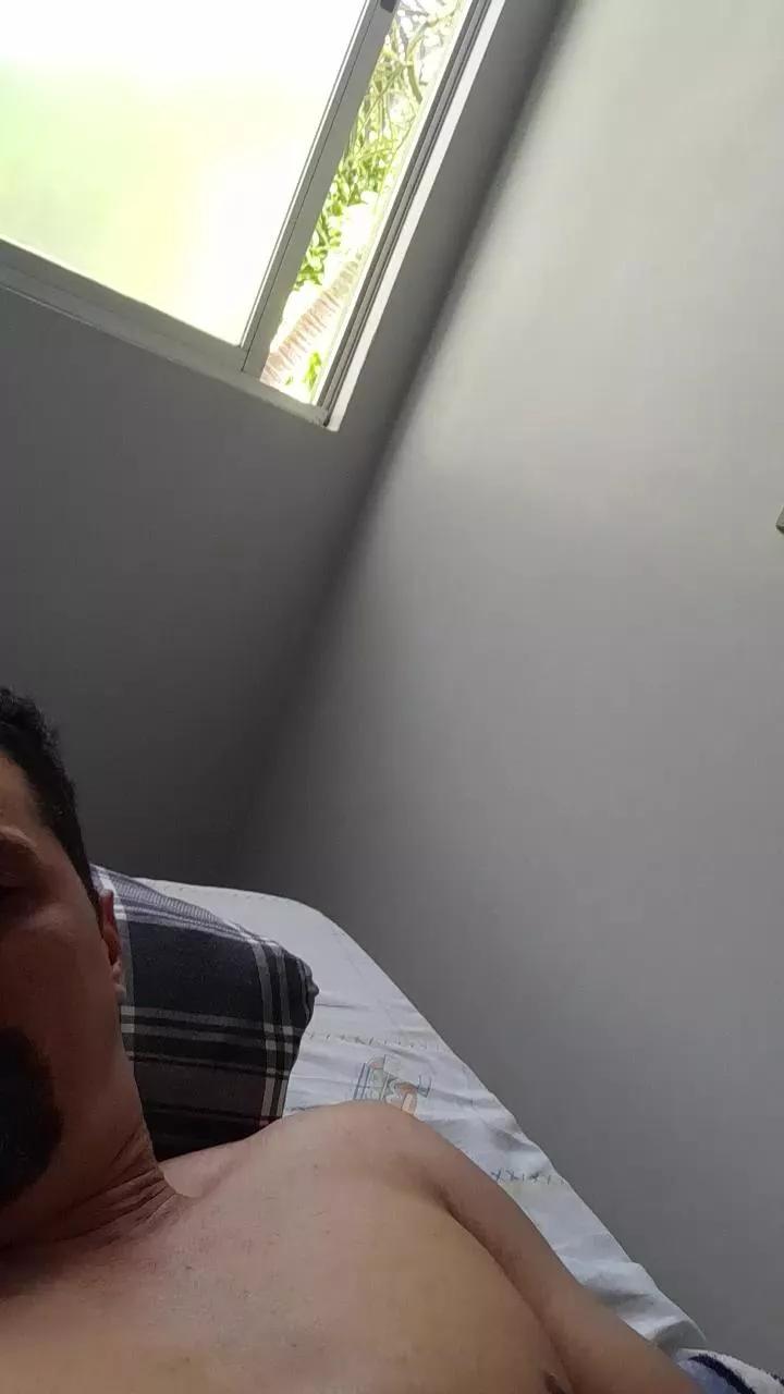 Francisconeto87 on Cam4 
