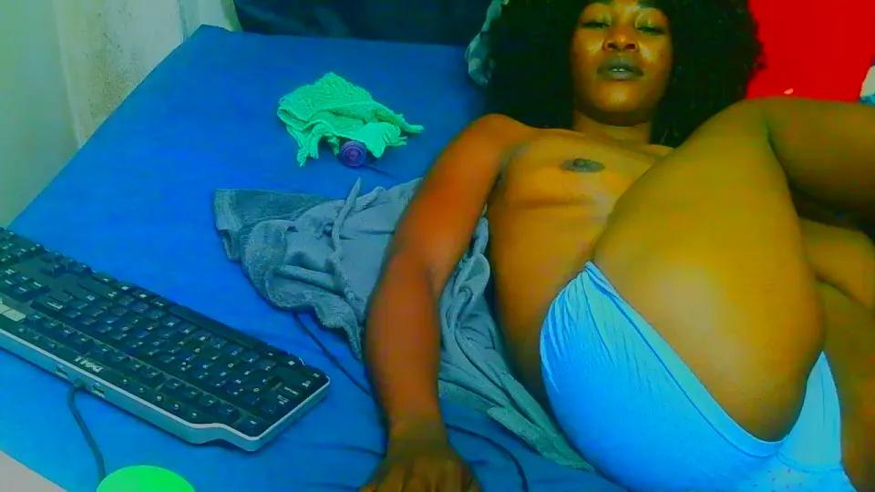 Freakynaughtxx on Cam4 