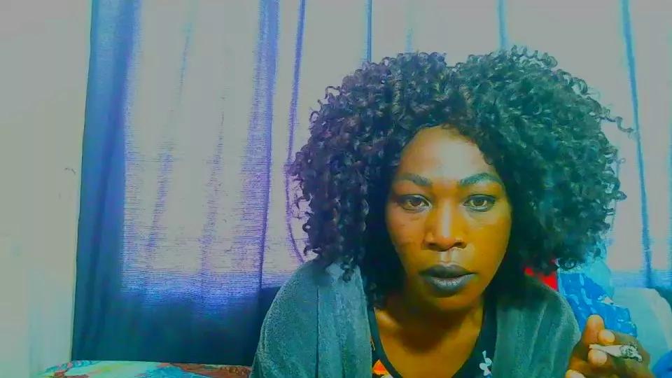 Freakynaughtxx on Cam4 