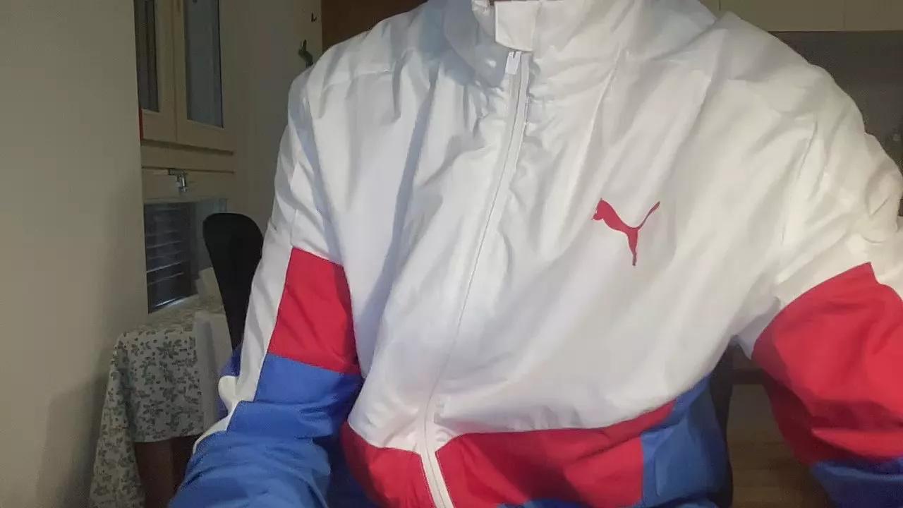 Fred_Torino on Cam4 