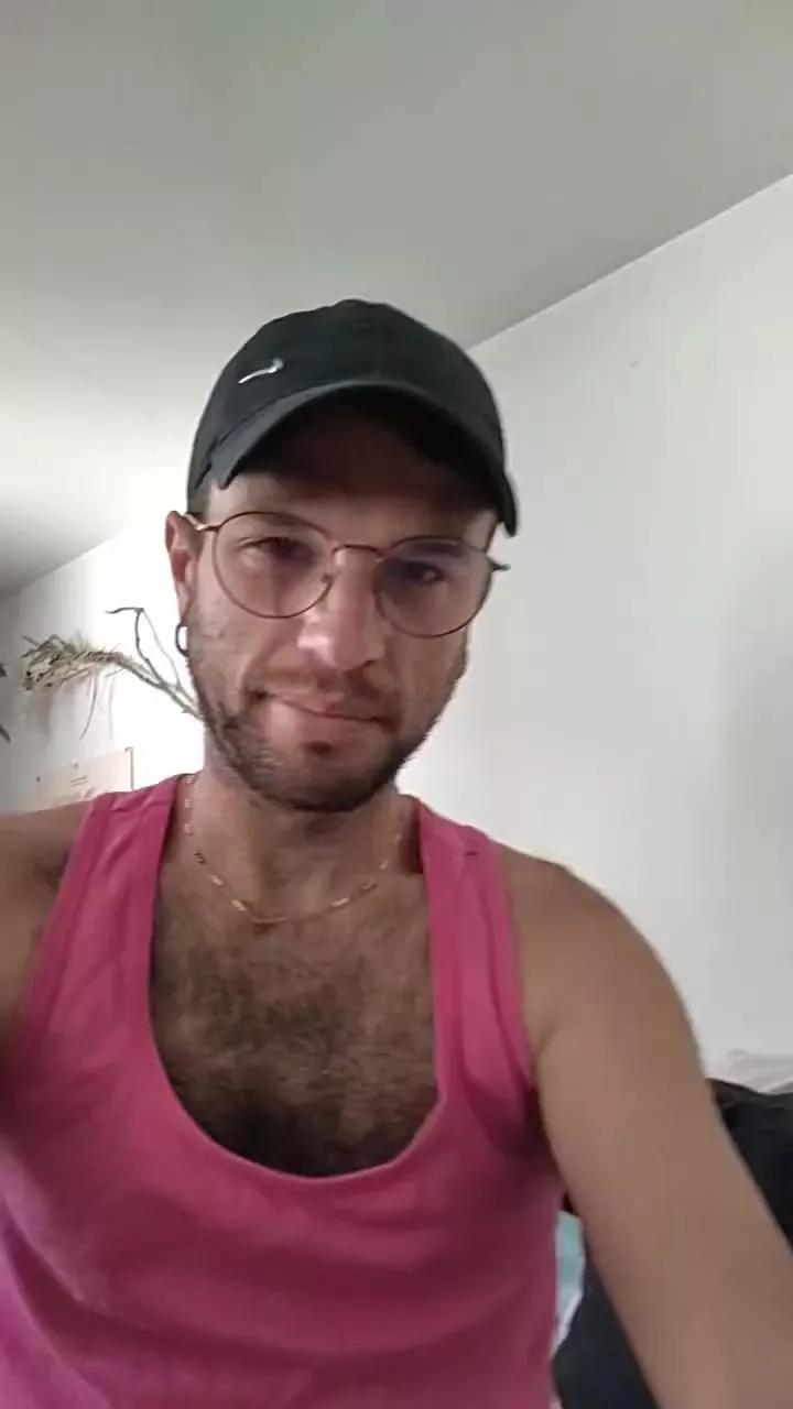 frenchyhothairy on Cam4 