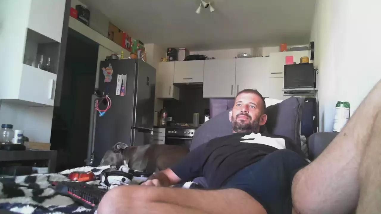 frenkiewild on Cam4 
