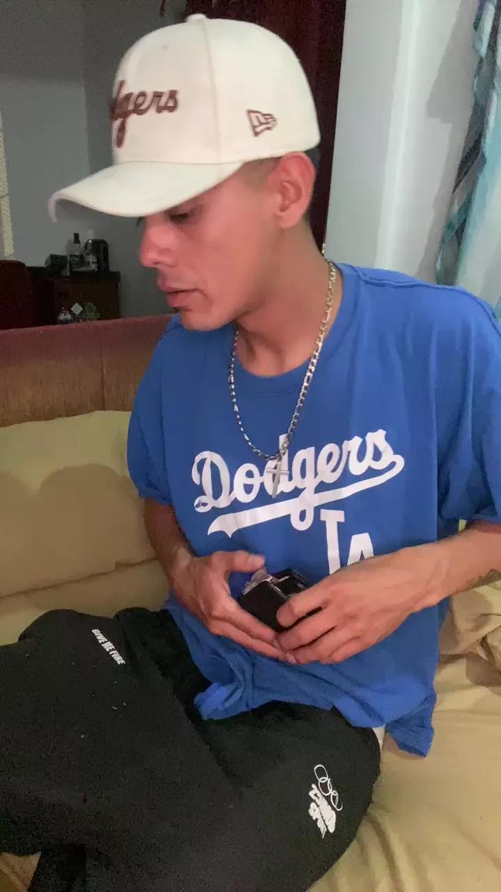 gastonchan on Cam4 