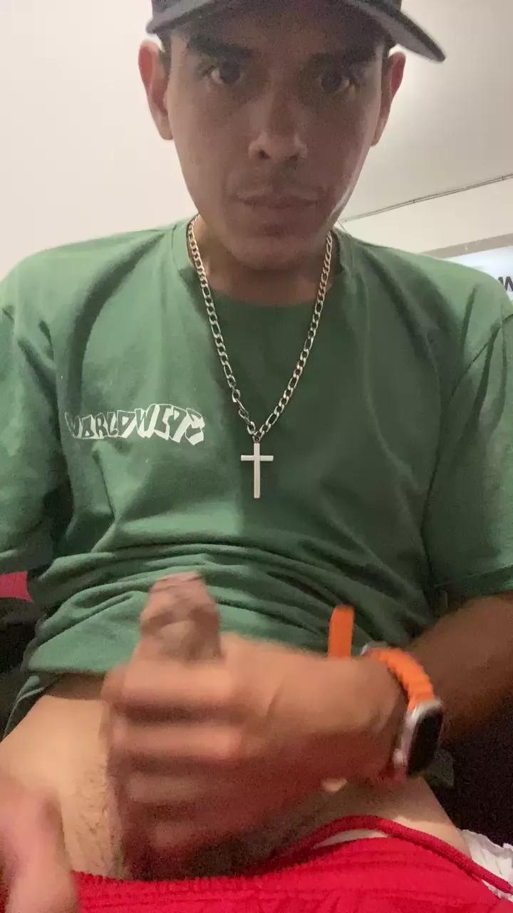gastonchan on Cam4 