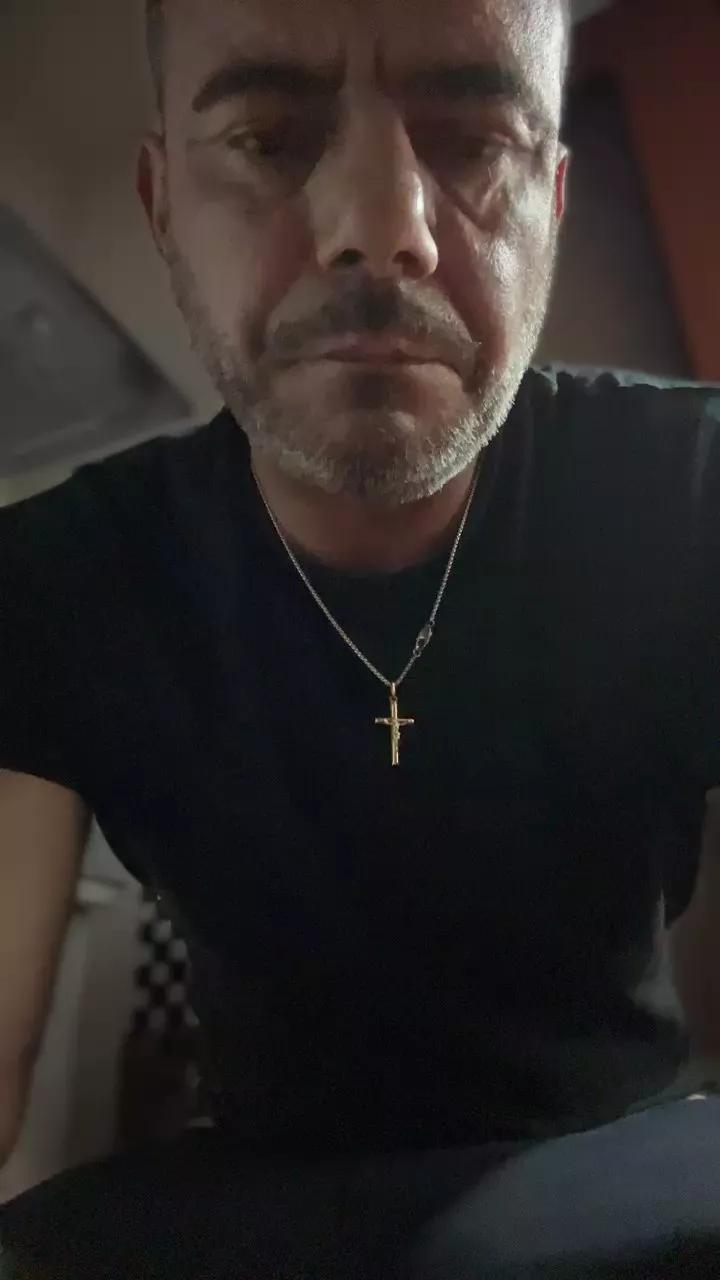 giangibus2 on Cam4 