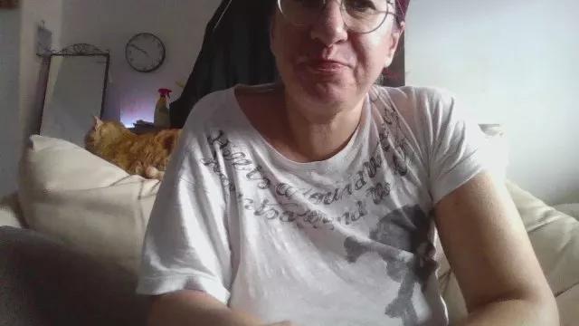 ginnygi on Cam4 
