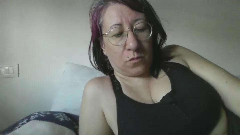 ginnygi on Cam4 