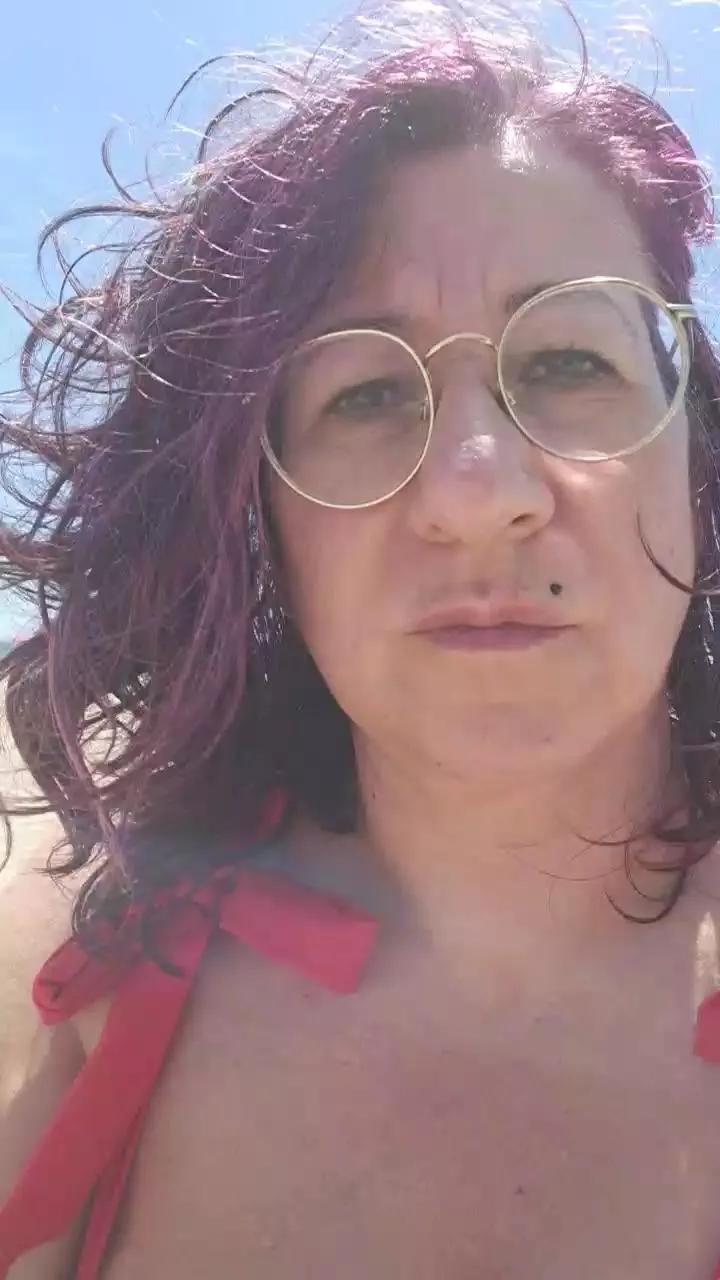 ginnygi on Cam4 