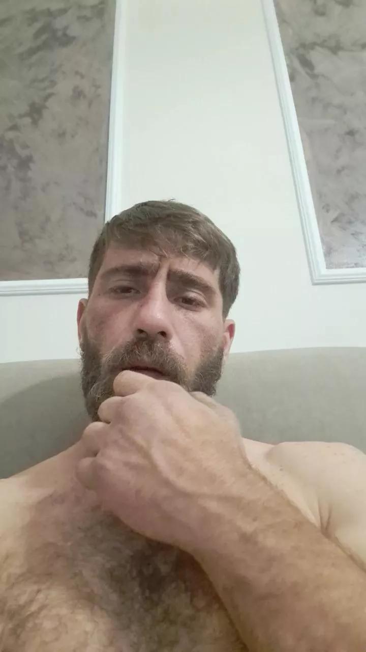 Giochicchio46 on Cam4 