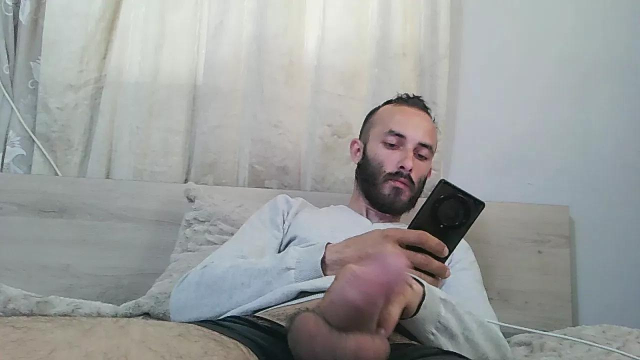 Gionisins_0 on Cam4 