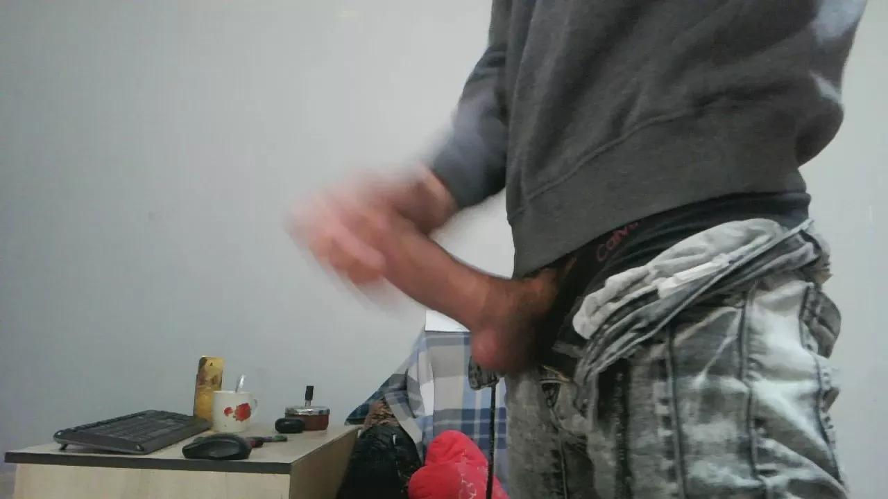Gionisins_0 on Cam4 