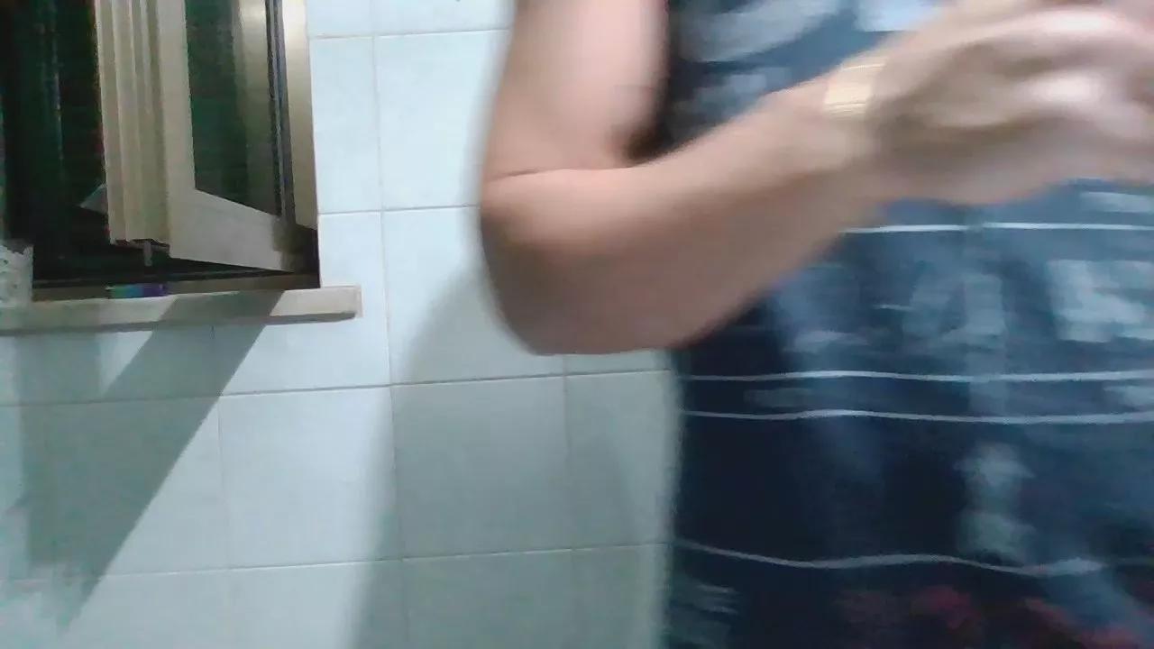 giovan2020 on Cam4 