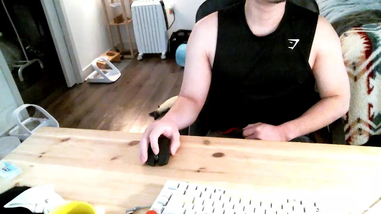 gunwow on Cam4 