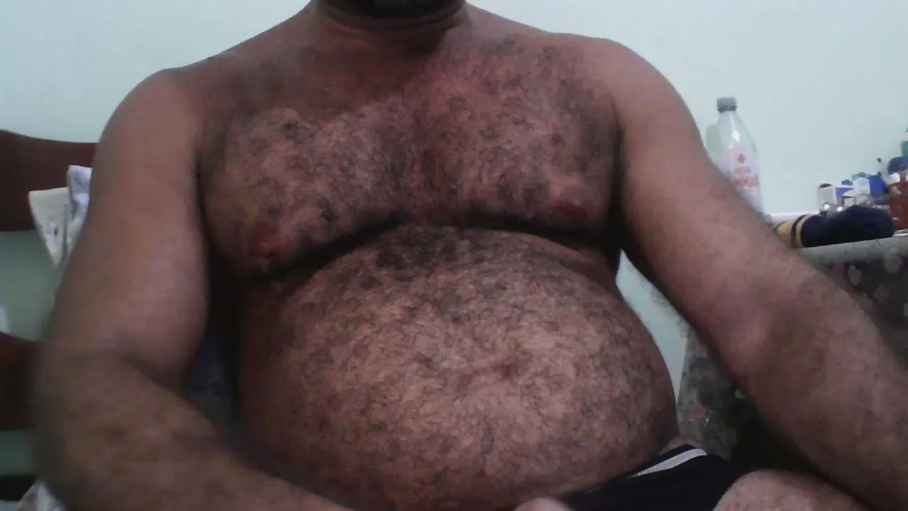 hairynhotguy on Cam4 
