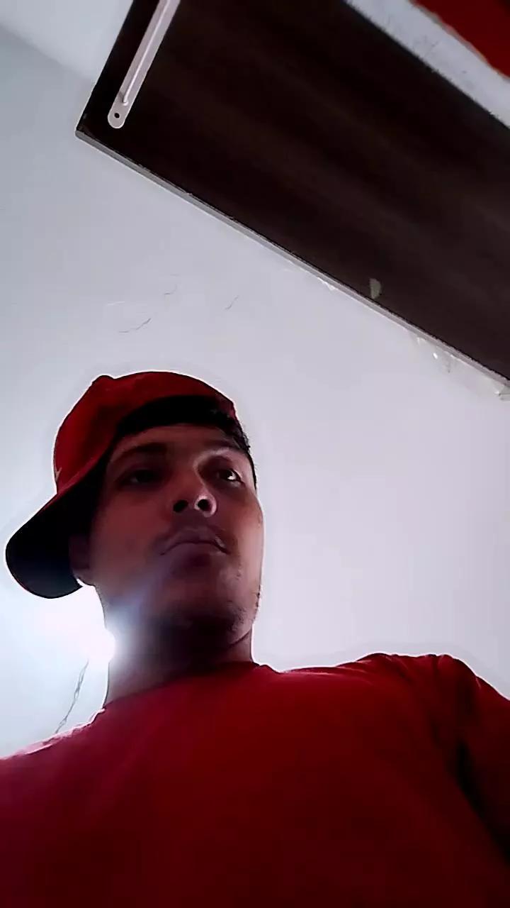 Hanz766 on Cam4 