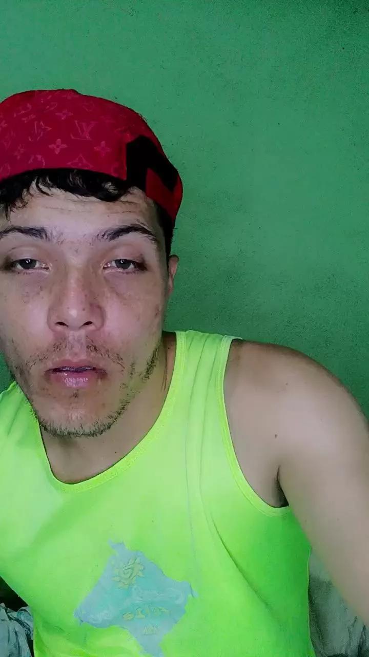 Hanz766 on Cam4 