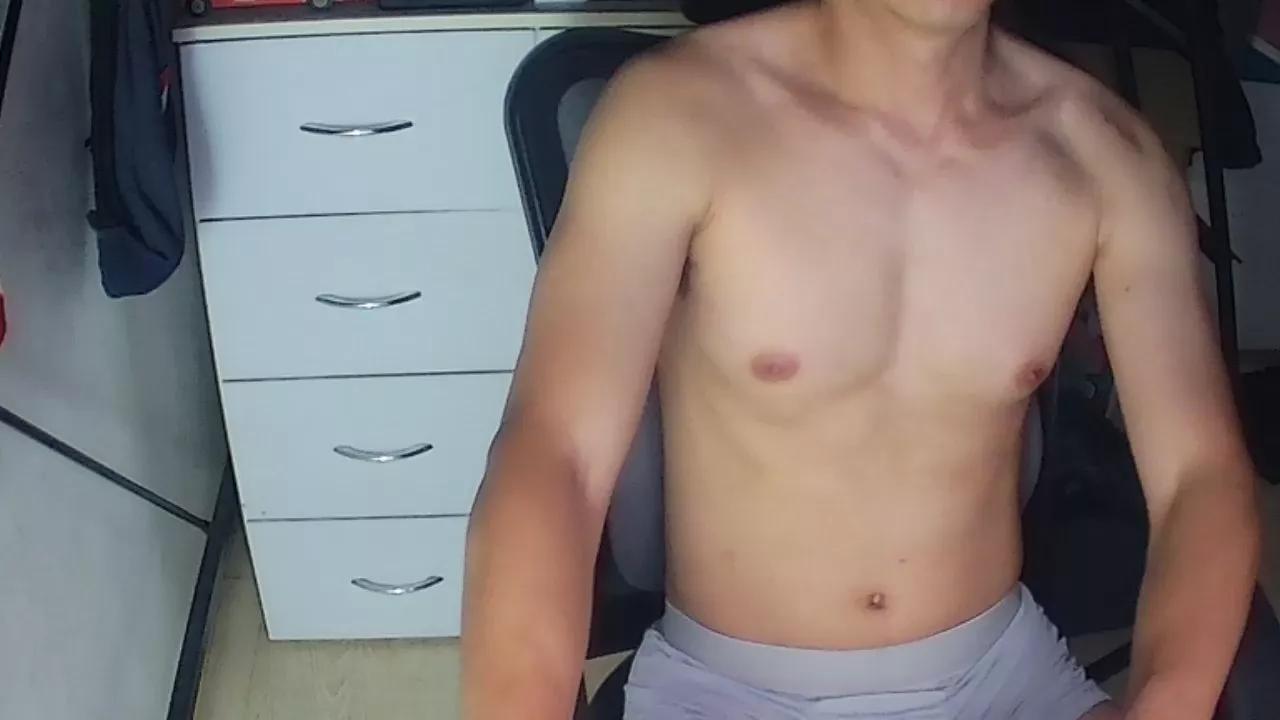 hawky404 on Cam4 