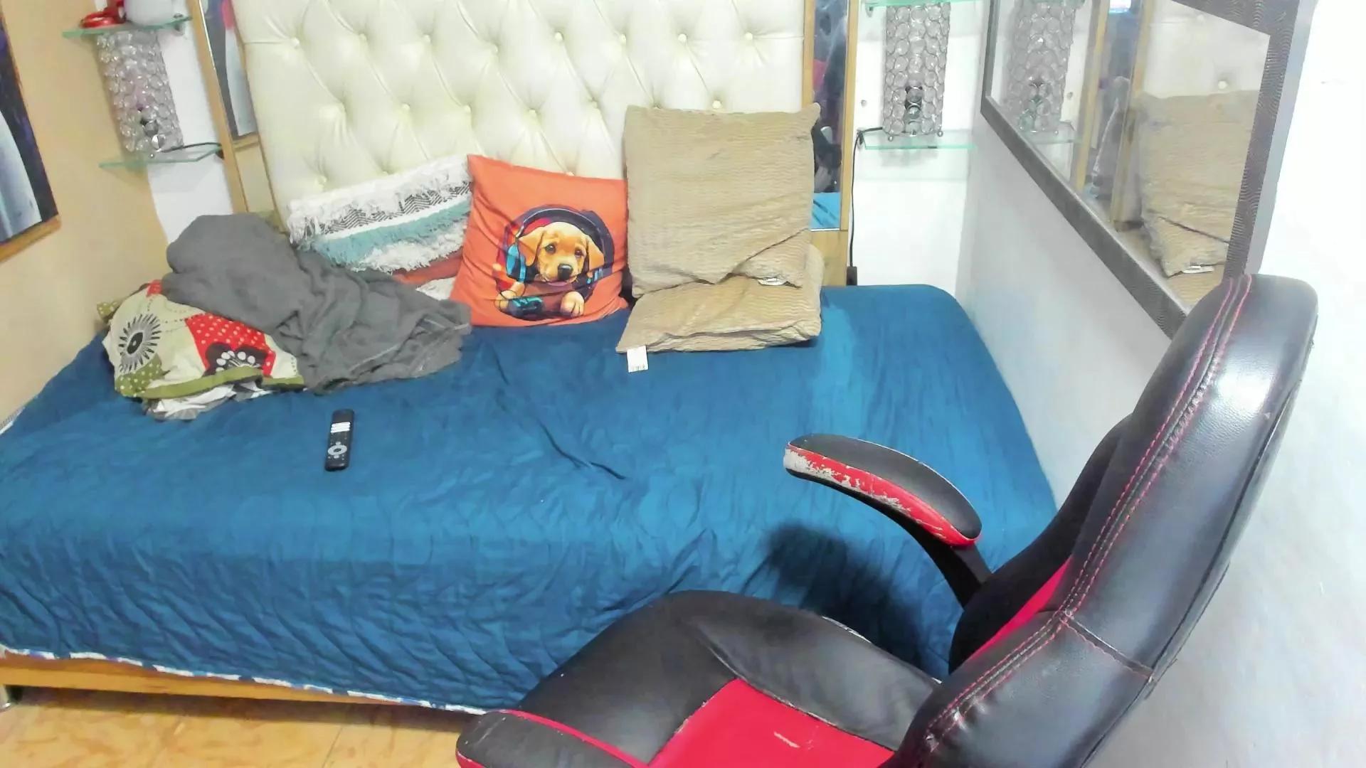heiker_ on Cam4 