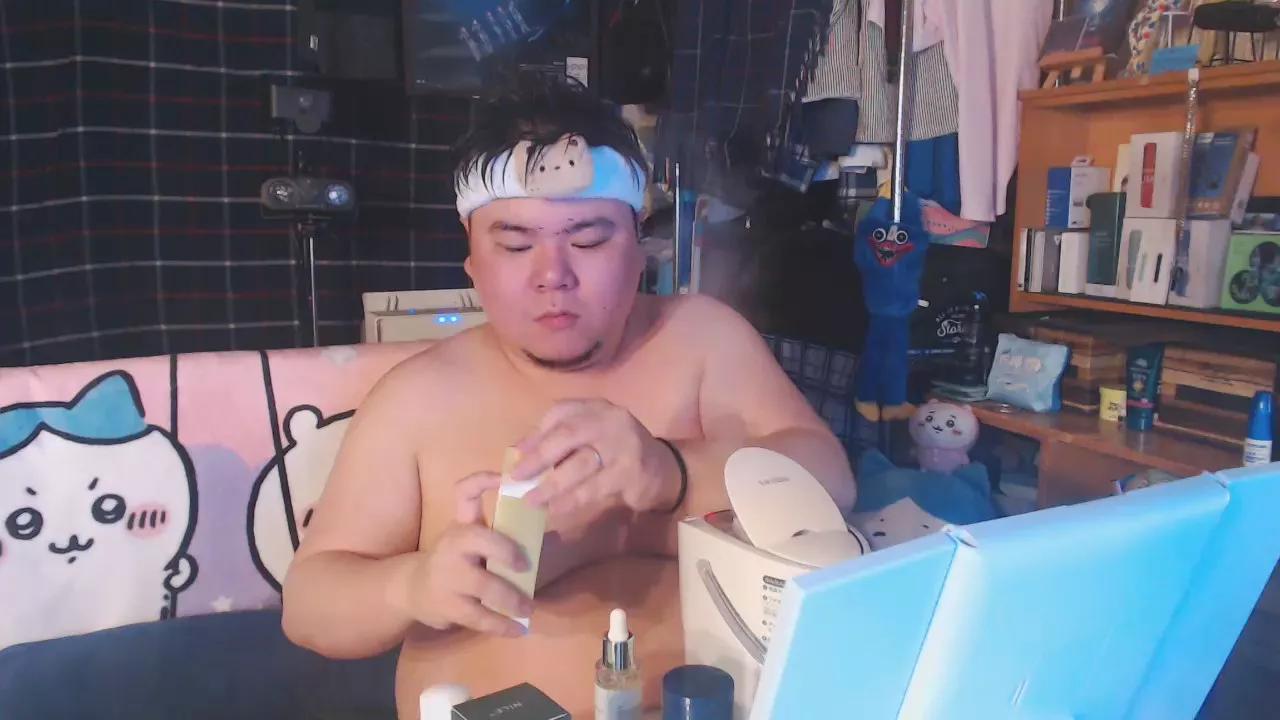 hirochan0630 on Cam4 