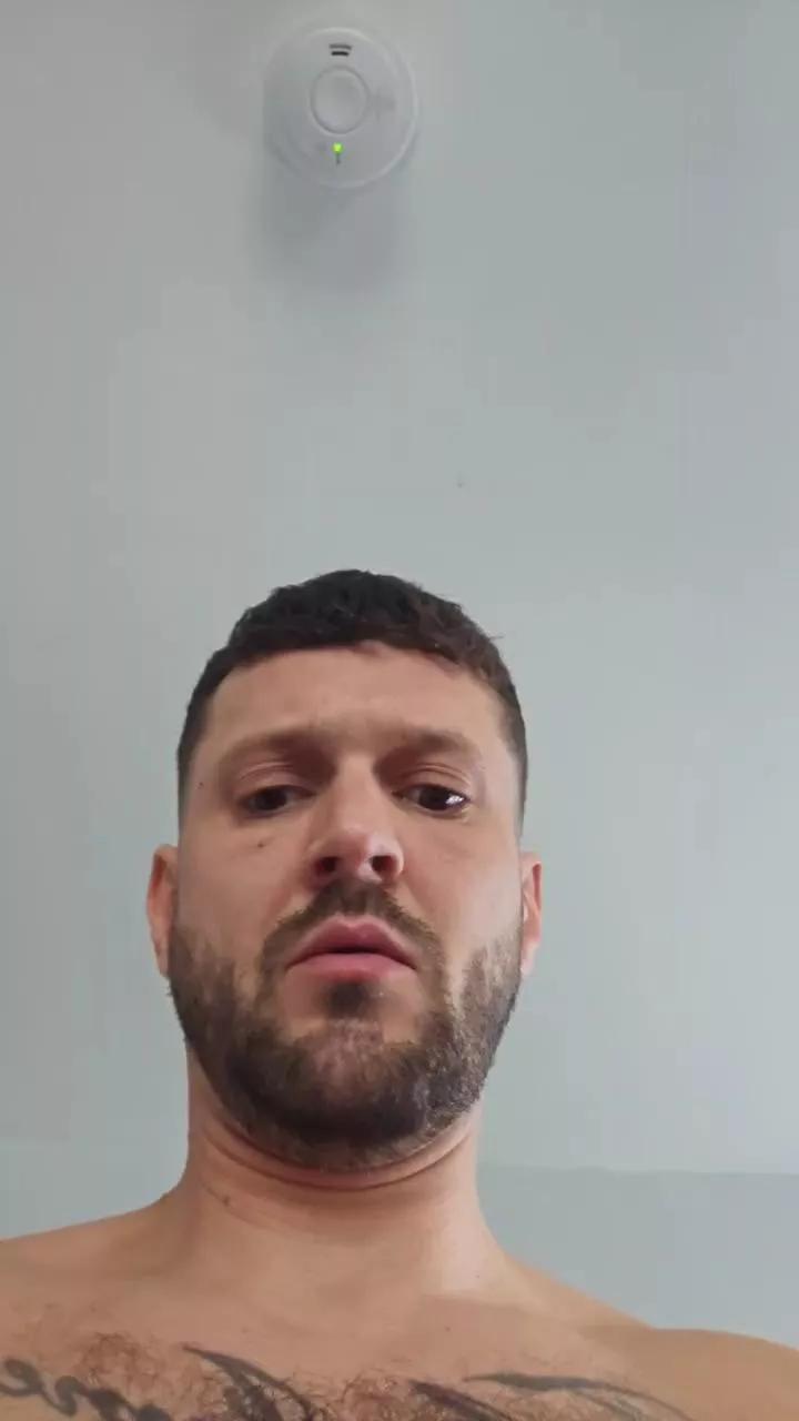 hornyuk871 on Cam4 