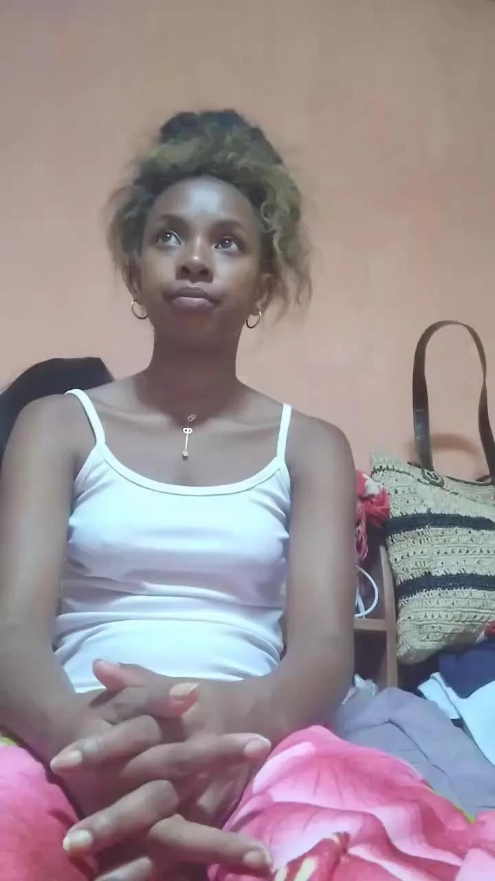 hotancia on Cam4 