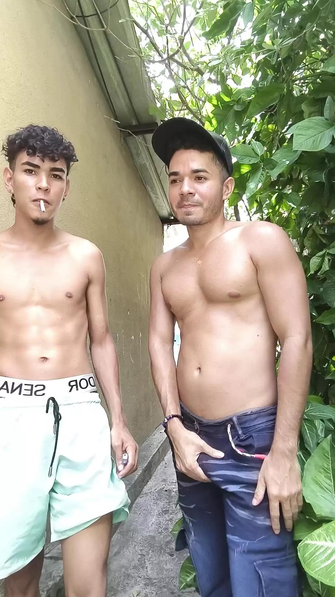 hotboy1955 on Cam4 
