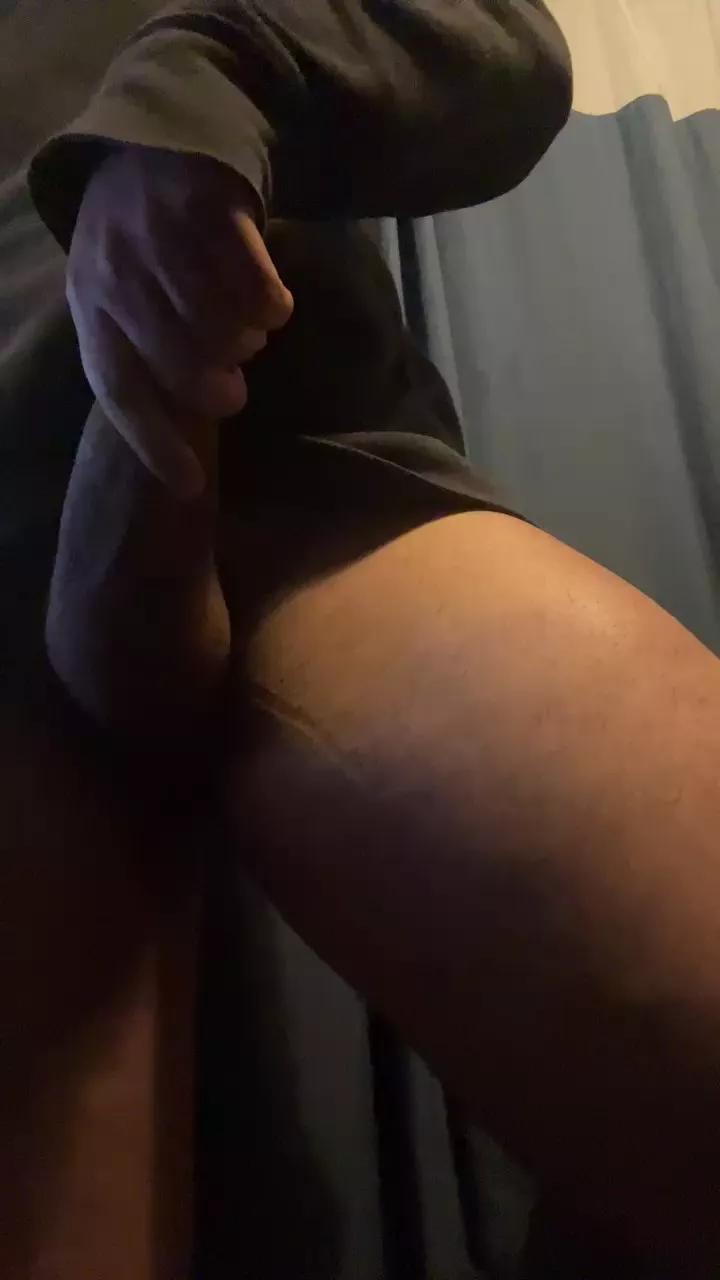 hotline77 on Cam4 