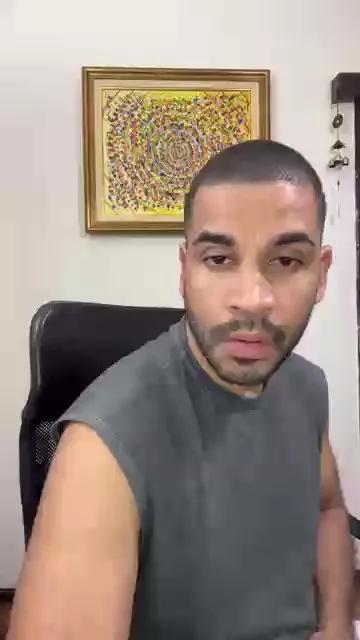 Hotttmateo on Cam4 