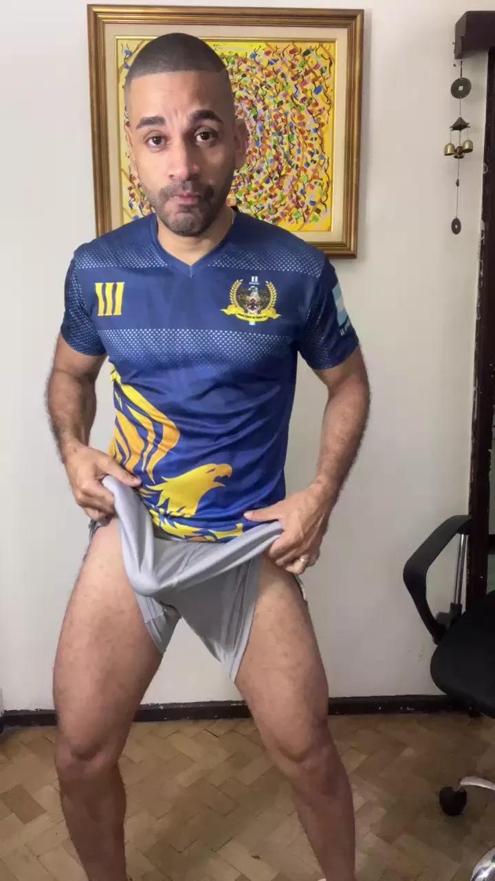 Hotttmateo on Cam4 