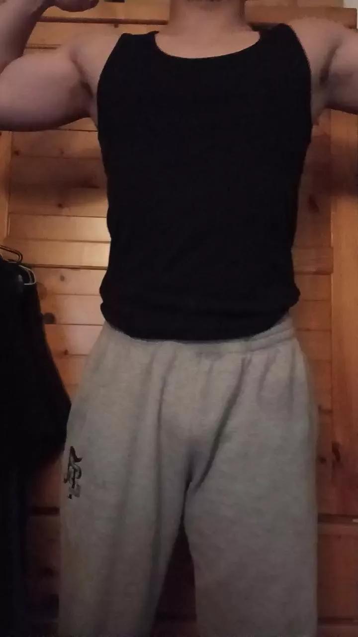 Hungasiancock on Cam4 