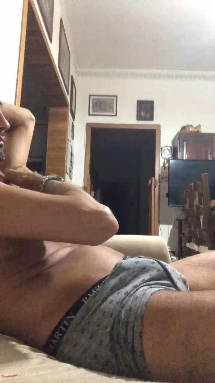 ibra220 on Cam4 