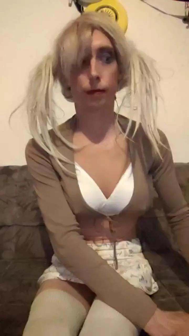 ichimmini on Cam4 