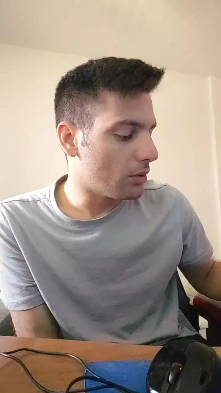 italian_bull1 on Cam4 