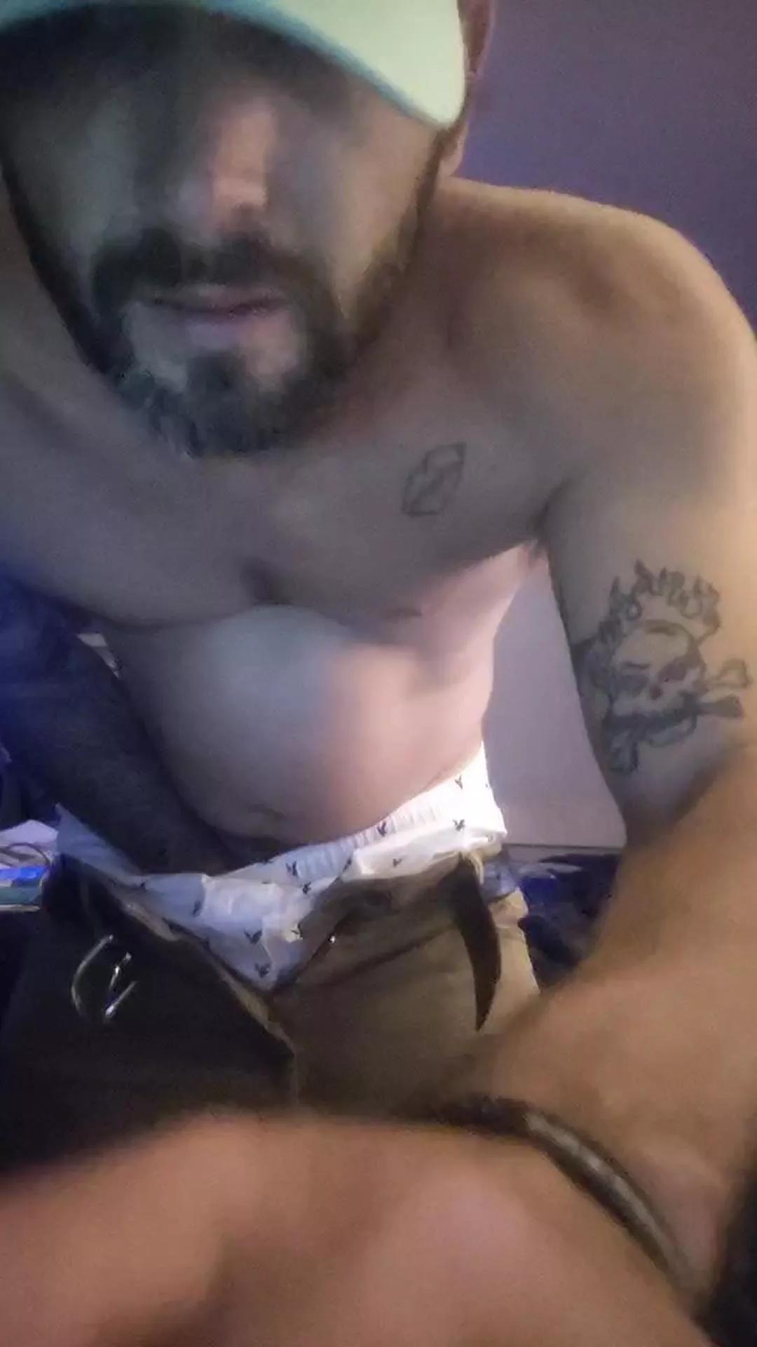 Itzmeebaby on Cam4 