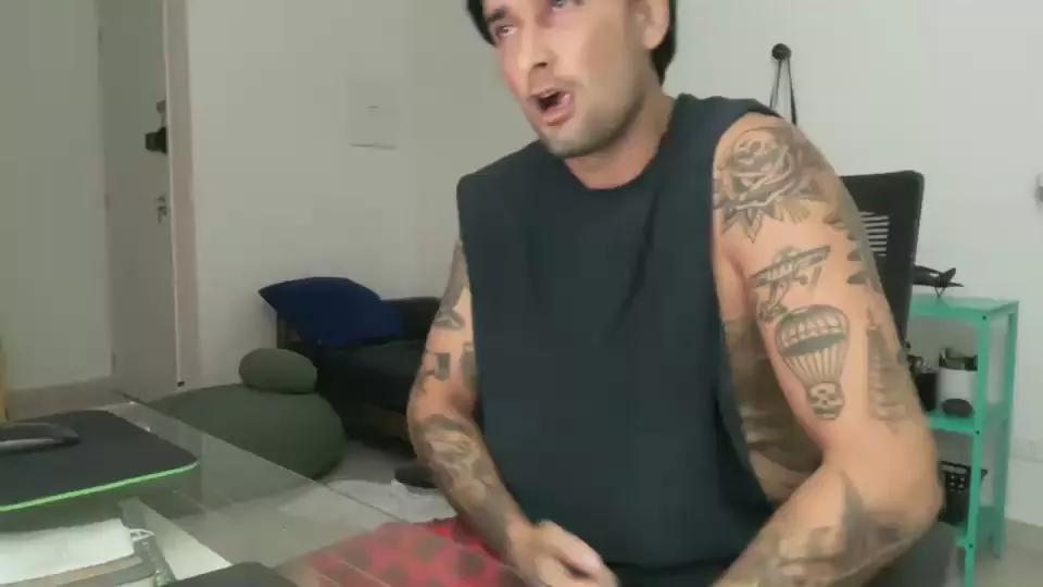 jajadelicious on Cam4 